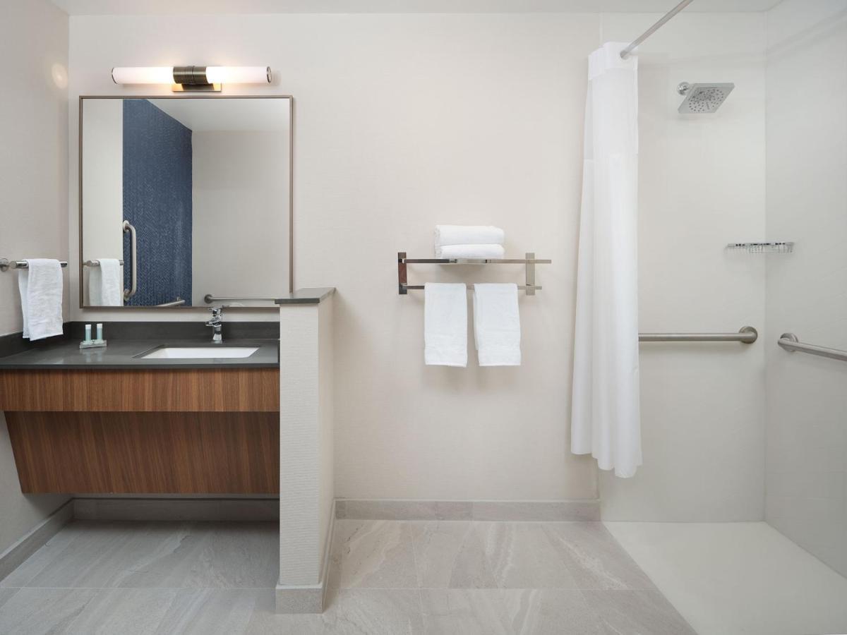 Fairfield Inn & Suites By Marriott Fort Lauderdale Northwest Тамарак Екстериор снимка