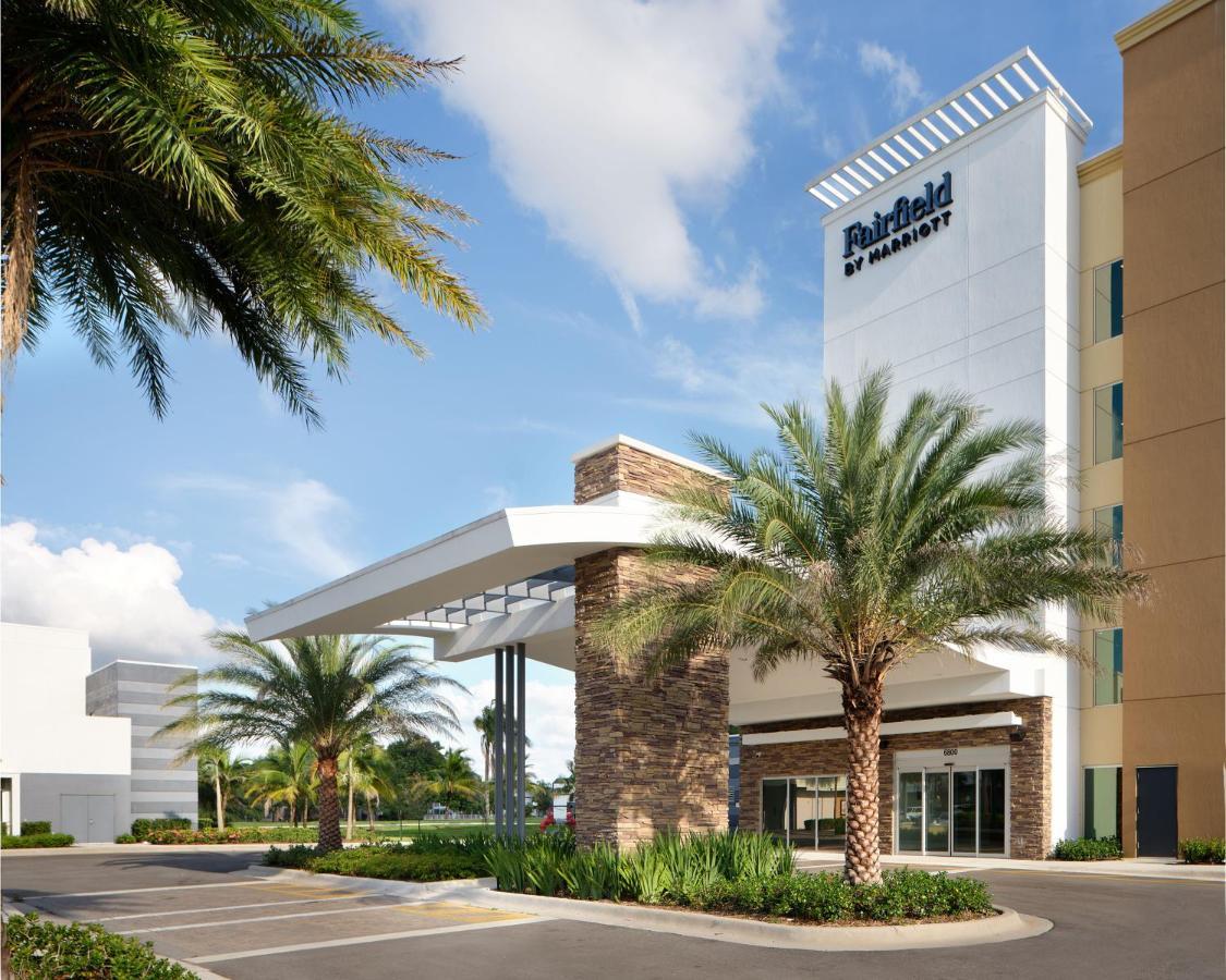 Fairfield Inn & Suites By Marriott Fort Lauderdale Northwest Тамарак Екстериор снимка